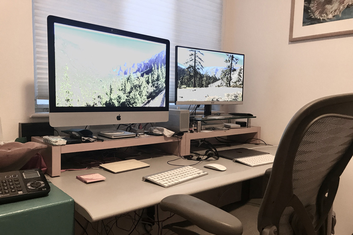 home-office-ideal-setup-angle-100843210-large