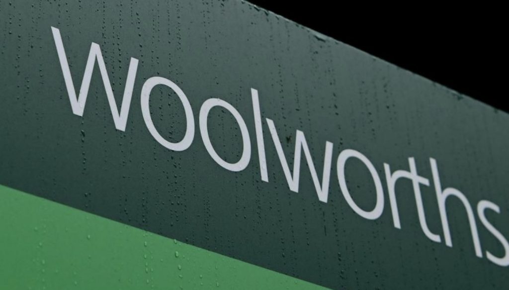 Woolworths员工被检测出新冠后 240人集体辞职