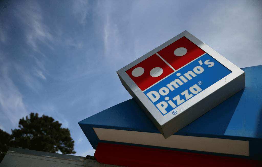 达美乐披萨成为疫情赢家，全年销售激增21.4%