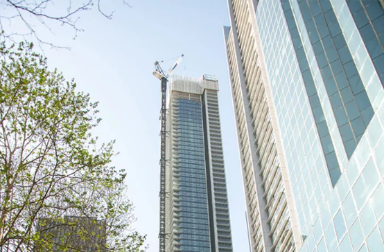 绿地集团位于悉尼CBD塔楼封顶，成为当地最高住宅塔楼