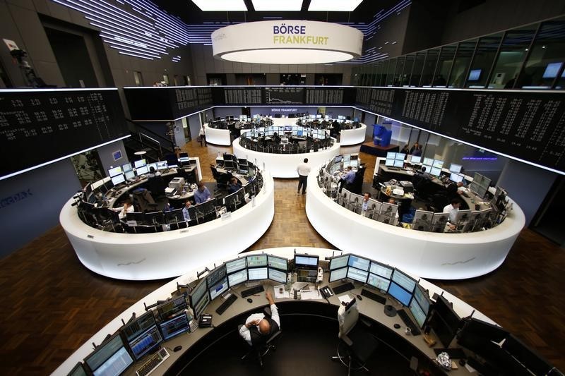 新冠海啸：欧洲股市暴跌至半年最低位，德指跌幅达5%