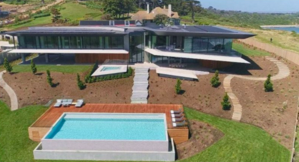 莫宁顿半岛“崖顶豪宅”开价00万，“谁买？最有钱的人”