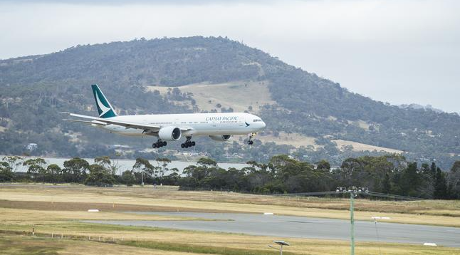 国泰停飞所有澳洲长途航班，悉尼除外