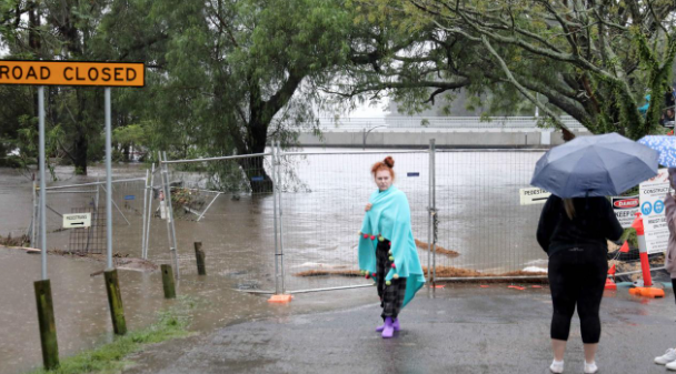 悉尼风暴将于今晚再次来袭，西部千人准备撤离！