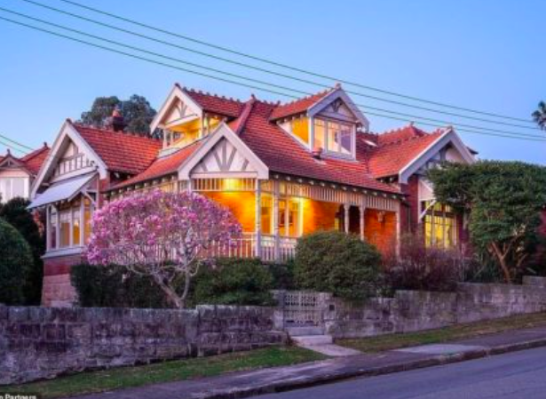 悉尼两家庭互换豪宅！其中一家净入账0万！
