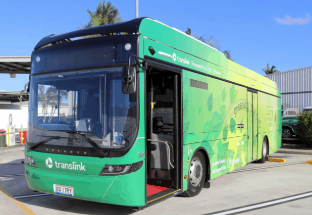 布里斯班第一批太阳能公交车上路载客，预计2025年全部淘汰换成绿能车！