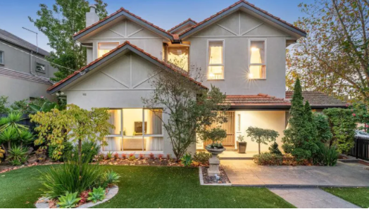归国华人买下澳洲豪宅4年未住，如今高价转售