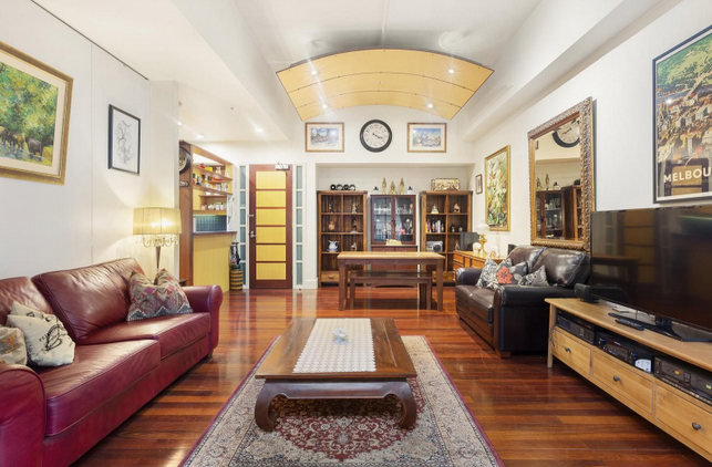 澳近60年“砖屋”超底价万成交！CBD“古董”公寓也卖出高价