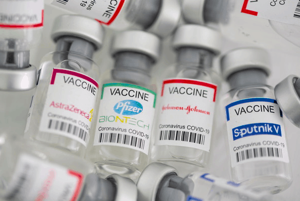 AZ疫苗遇到变种Delta效力大减 染疫几率比辉瑞高3倍