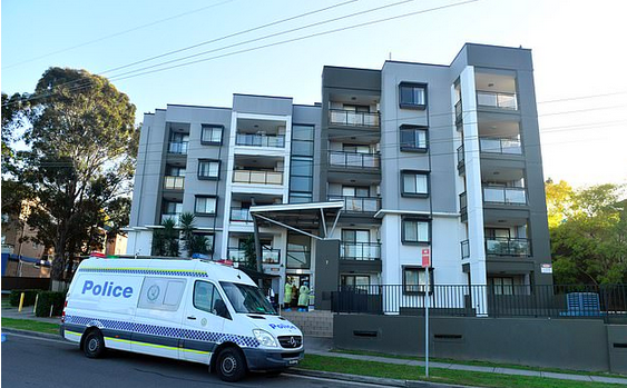 50人参加45人确诊！悉尼守灵活动引发“超级传播”，西区公寓因此被封