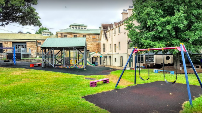 给患有自闭症谱系障碍儿童设立的悉尼Giant Steps学校发生新冠群发