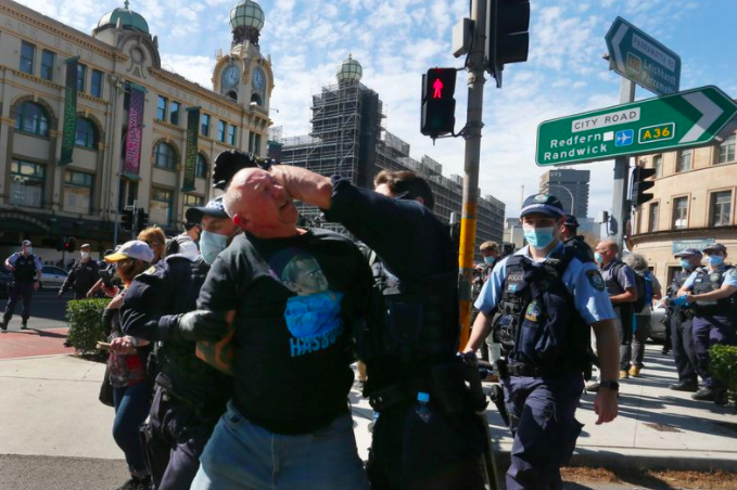 悉尼示威:250多人被罚钱 47人被捕