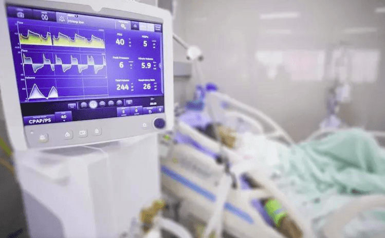 新州卫生系统承压！住院人数过千，ICU病人有可能会被转院