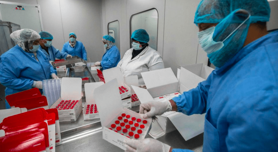 巴西卫生监管机构暂停批准1200万剂科兴疫苗的使用，理由是工厂未经政府的检查