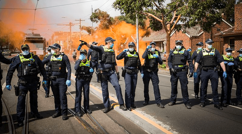 墨尔本反封锁抗议235人被捕十名警员受伤