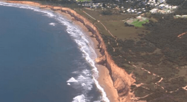 维州大洋路发生山体滑坡，部分悬崖出现坍塌！