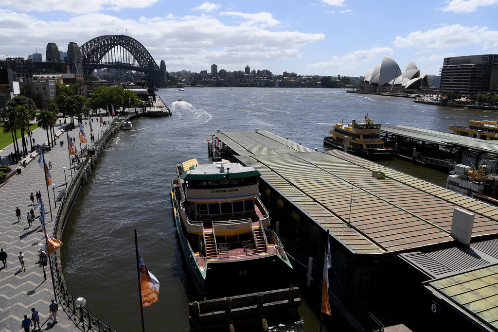 新州灾后恢复工程量巨大 悉尼洪水退去铁路多处受损
