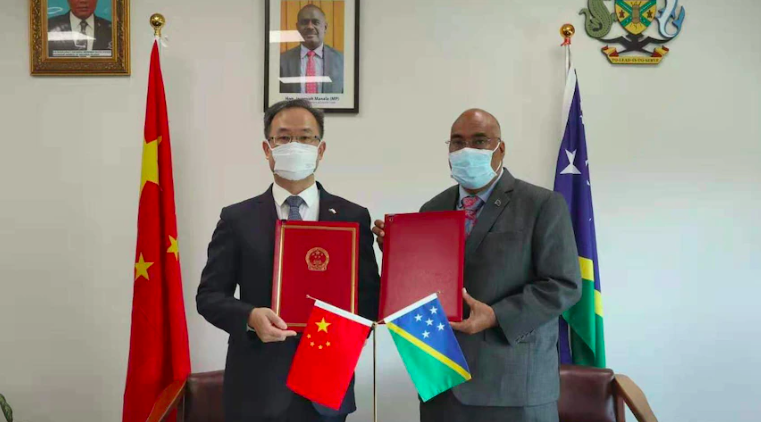 中国和所罗门群岛签署安全协议，“不针对任何第三方”！