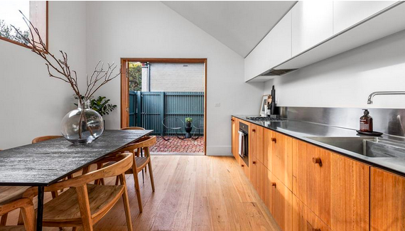 澳洲“绿房子”5万上市！室内光线充足，首次开放吸引大批买家