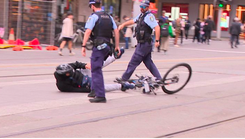 悉尼警方CBD严查非法电动自行车，违者罚款0