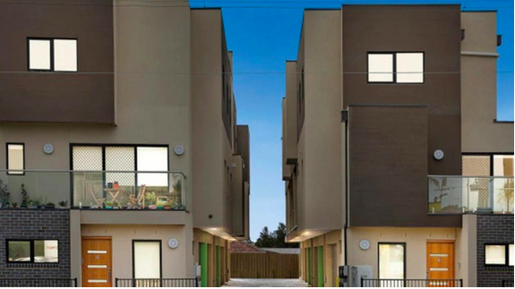 澳洲25大房产投资者“禁区”出炉，墨尔本一地上榜！专家预测：两大华人聚居区 公寓会有好表现