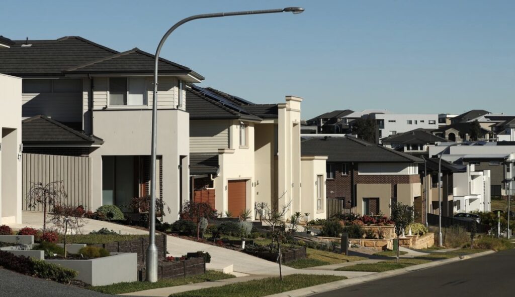 澳洲待售房屋量激增！创12年来新高