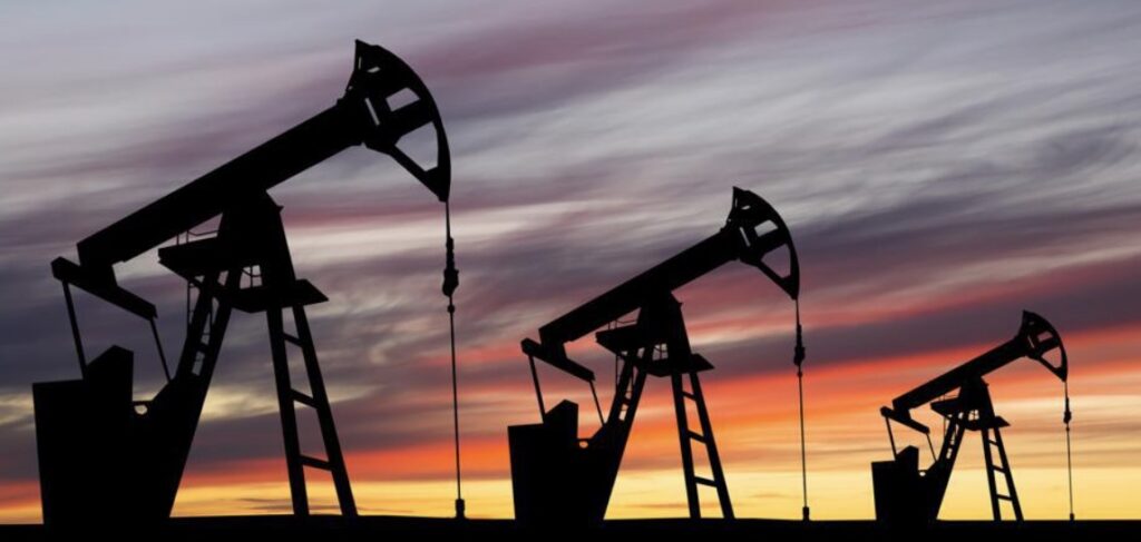 全球供应中断 需求飙升提振石油利润