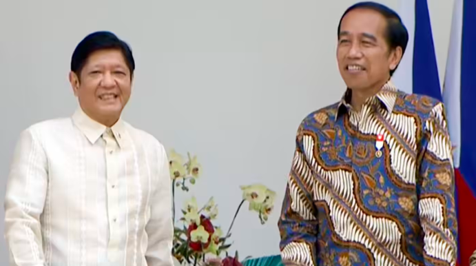 菲律宾新总统小马科斯首次出访，到印尼访问