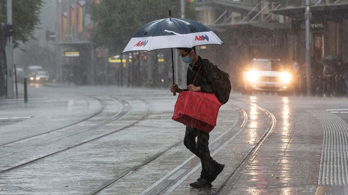 澳洲多地将迎风暴及洪水！悉尼降雨量或打破纪录，成为164年来最潮湿的一年