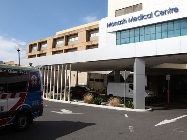 8ada78-Monash-Medical-Centre-Entrance-w-640x480