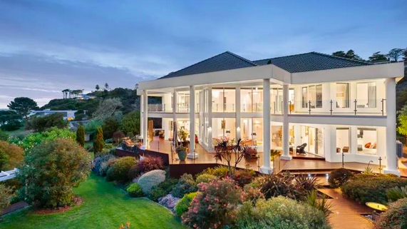 澳洲海滨豪宅00万降价成交，曾被好莱坞巨星看上！打破当地房价记录