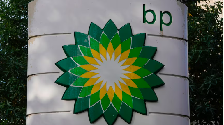 战争推动石油和天然气价格上涨，BP年利润277亿美元创纪录