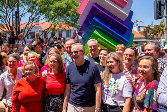史上首次！艾博年将以澳洲总理身份，亲自参加悉尼同性恋大游行