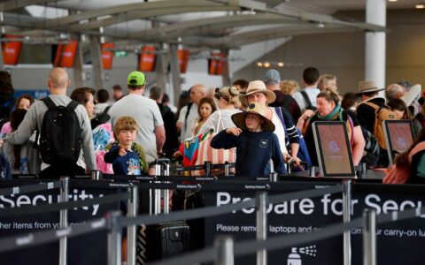 复活节客流或比去年增34%  悉尼机场称有信心能应对