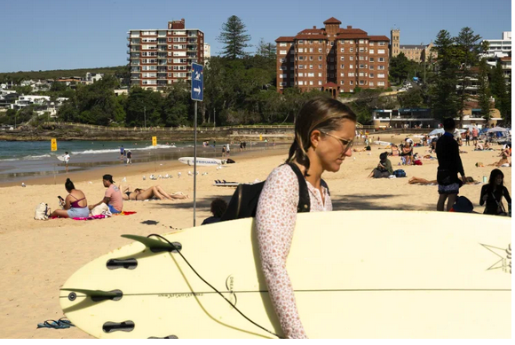 定居悉尼“最佳海滩”附近要花多少钱？没点“钞能力”真不行