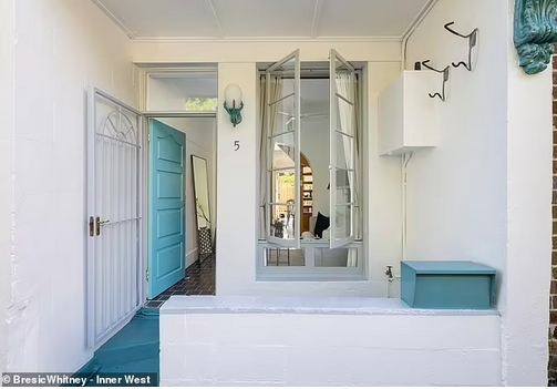 当地最小房子？悉尼“娃娃屋”0万成功售出，比停车位还窄