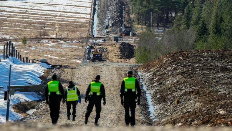 北约新成员芬兰开工兴建俄罗斯边境围栏