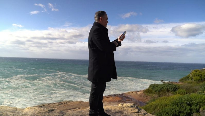 关键时刻能救命！iPhone新功能在澳上线，没信号也能拨打000求救