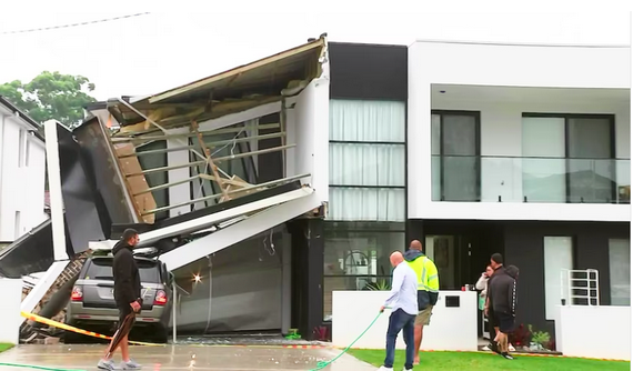 悉尼民宅凌晨突然坍塌，相关建筑公司遭吊销执照