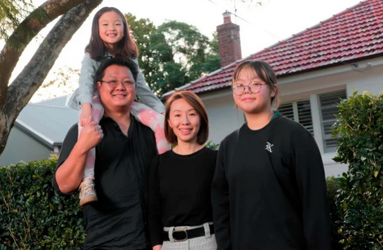 悉尼华人家庭卖掉三房换四房，两者差价竟然高达0万