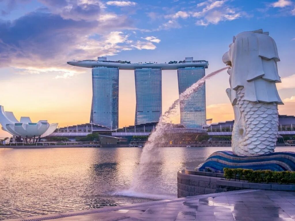 新加坡火了！为什么大家都蜂拥到新加坡工作和投资？